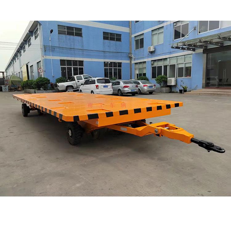 8.2T中型环球（中国）全挂车