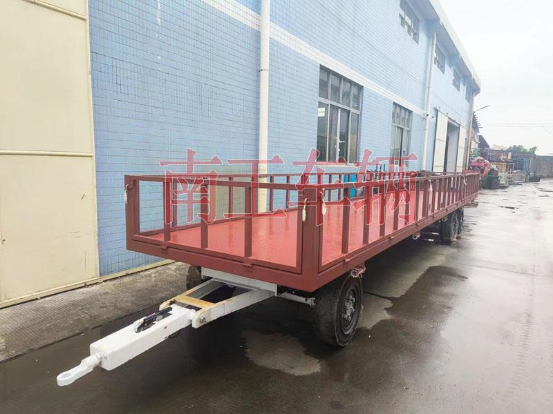 7吨环球（中国）牵引工具拖车 带护栏减震刹车功能拖车
