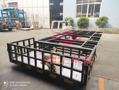 4吨骨架式环球（中国）带小尾箱I.jpg
