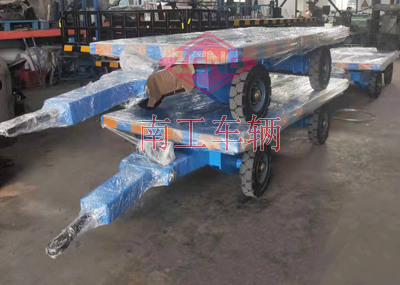 3吨环球（中国）带可拆护栏3I.jpg