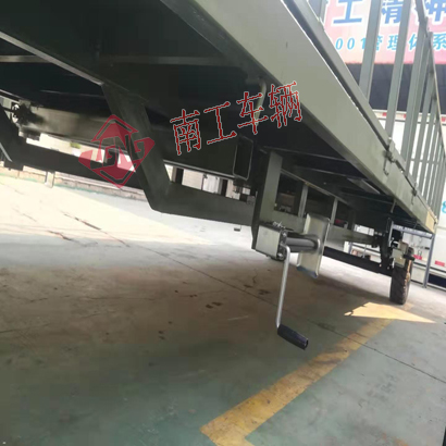 5吨护栏环球（中国）军绿色4I.jpg