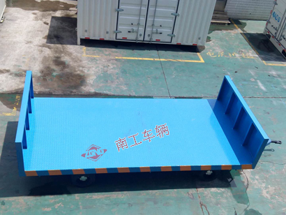 20吨前后护栏重型环球（中国）3I.jpg