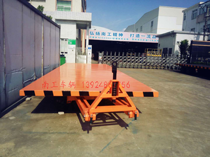 10吨环球（中国） 8个实心胎全挂车1I.jpg