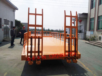 5吨带登车桥护栏型环球（中国）5i.jpg