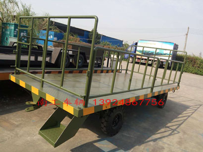 军绿色5吨护栏式环球（中国）2I.jpg
