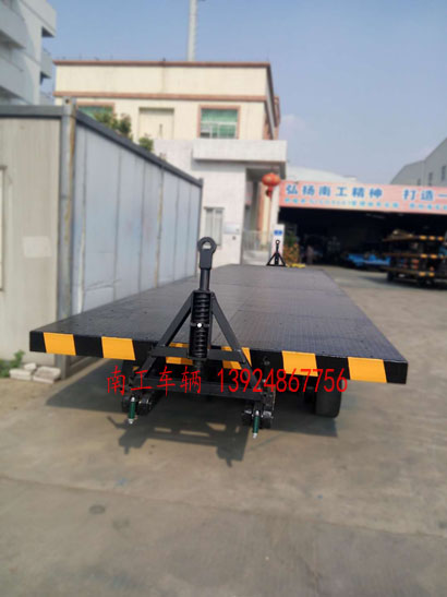 18吨双牵引环球（中国）3I.jpg