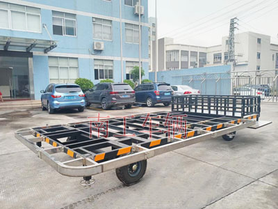 4吨环球（中国）带箱体铝花纹板4I.jpg