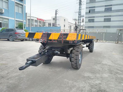 8吨双牵引环球（中国）4I.jpg