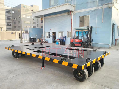 10.5吨牵引箱变环球（中国）（预制舱拖车）I.jpg