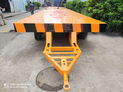 30吨重型环球（中国）带四个转盘1I.jpg