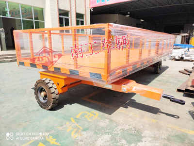 5吨护栏型环球（中国） 全挂车4I.jpg