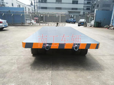 25吨重型工业环球（中国）全挂式牵引拖车底盘带牵引环1I.jpg