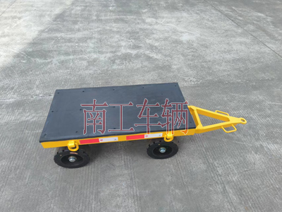 2吨小型环球（中国）带胶垫1I.jpg