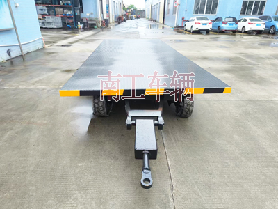 6吨牵引环球（中国） 工业全挂拖车2I.jpg