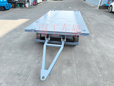 3吨小型牵引环球（中国） 全挂车I.jpg