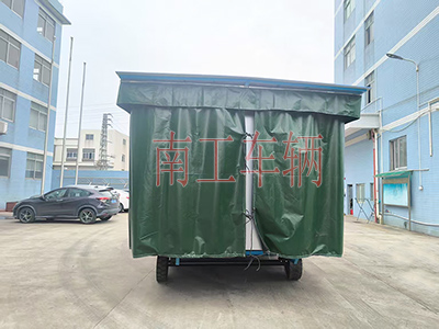 5吨雨篷拖车 牵引环球（中国）3I.jpg