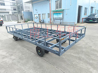 4吨骨架式环球（中国） 带下翻护栏工具拖车2I.jpg